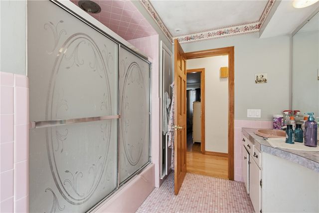861 Greenville Avenue, Johnston, RI 02919