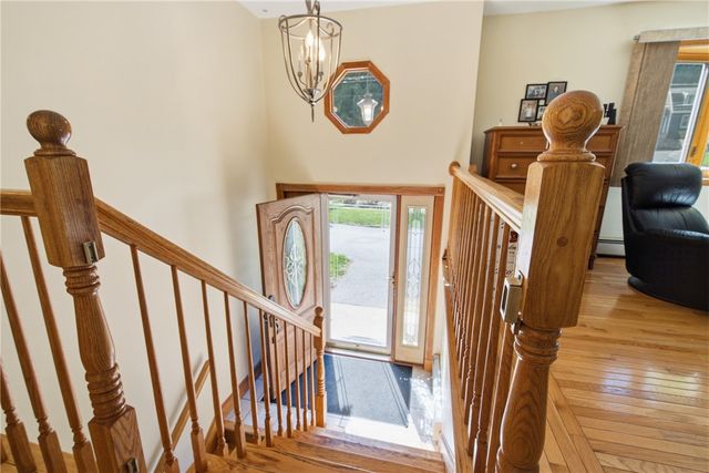 861 Greenville Avenue, Johnston, RI 02919