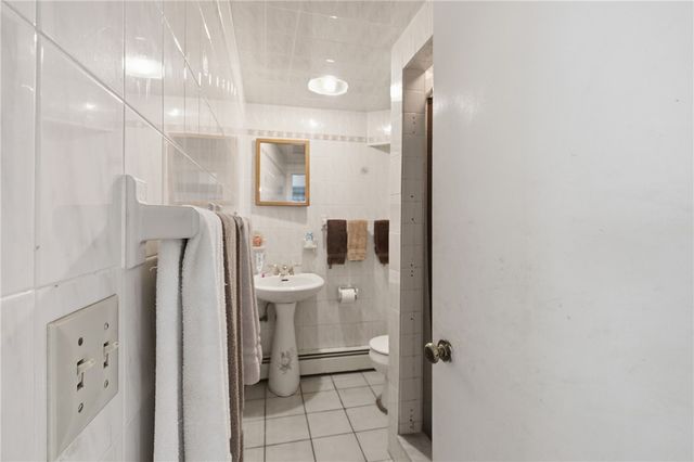 861 Greenville Avenue, Johnston, RI 02919