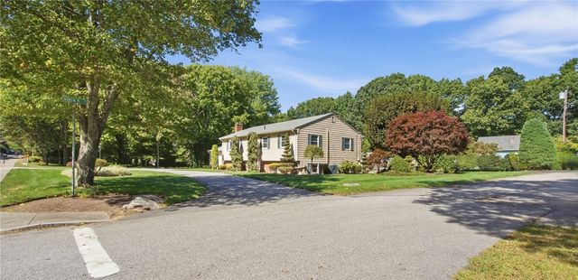 861 Greenville Avenue, Johnston, RI 02919