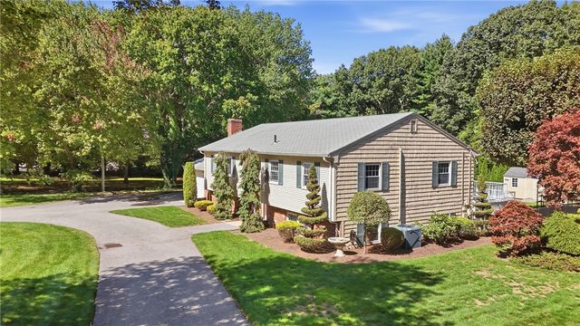 861 Greenville Avenue, Johnston, RI 02919
