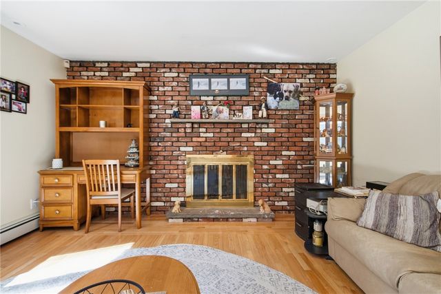 861 Greenville Avenue, Johnston, RI 02919