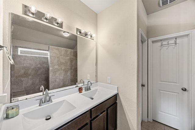 8402 Broadleaf Avenue, Baytown, TX 77521