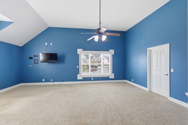 2999 Outfitters Dr, Clarksville, TN 37040