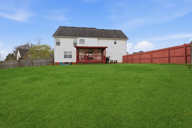 2999 Outfitters Dr, Clarksville, TN 37040