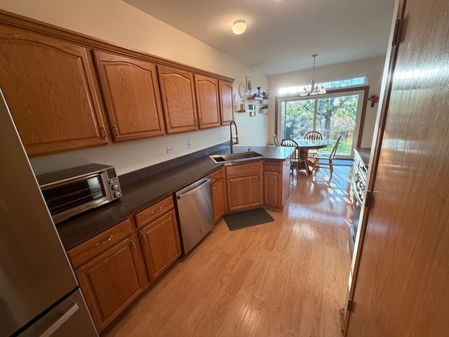 18251 Kirby Drive 1, Tinley Park, IL 60487