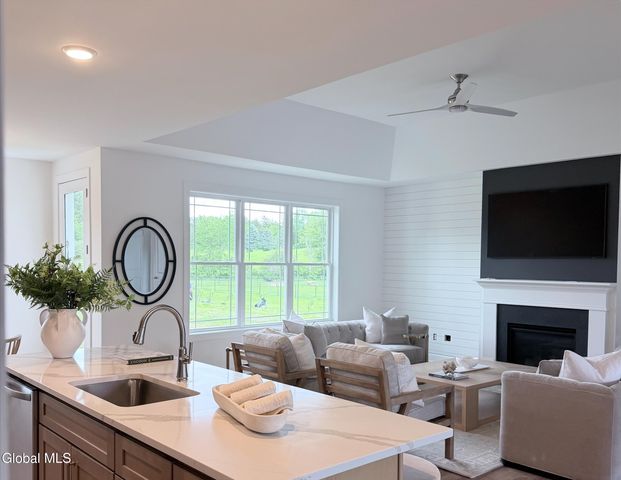 156 Deepkill Road, Brunswick, NY 12182