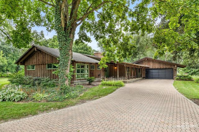 5N471 Billy Burns Road, Wayne, IL 60184