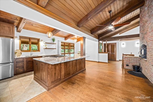 5N471 Billy Burns Road, Wayne, IL 60184