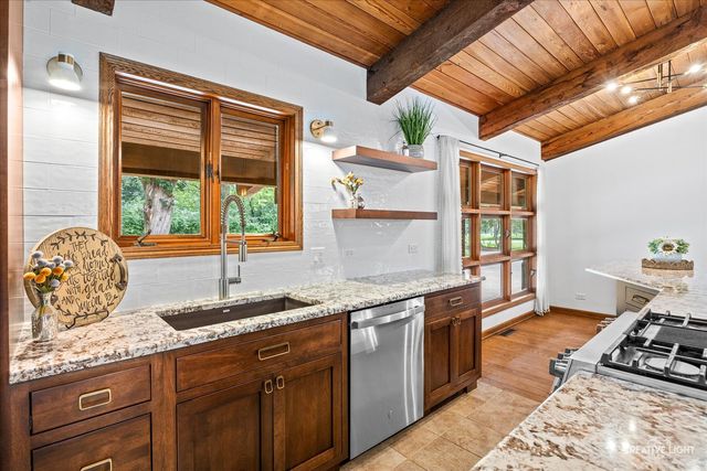 5N471 Billy Burns Road, Wayne, IL 60184