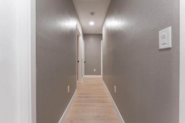 1026 E Tulare Avenue, Tulare, CA 93274