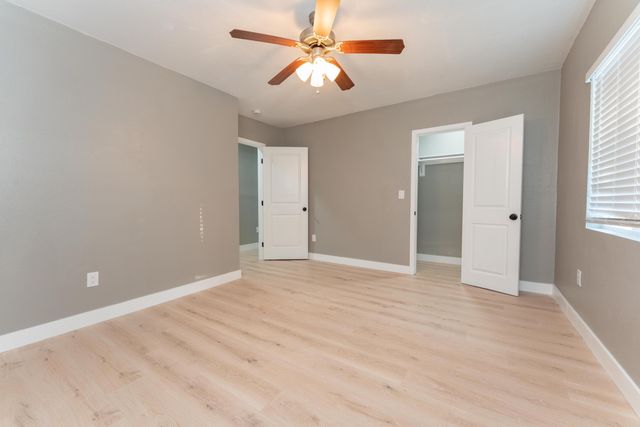 1026 E Tulare Avenue, Tulare, CA 93274