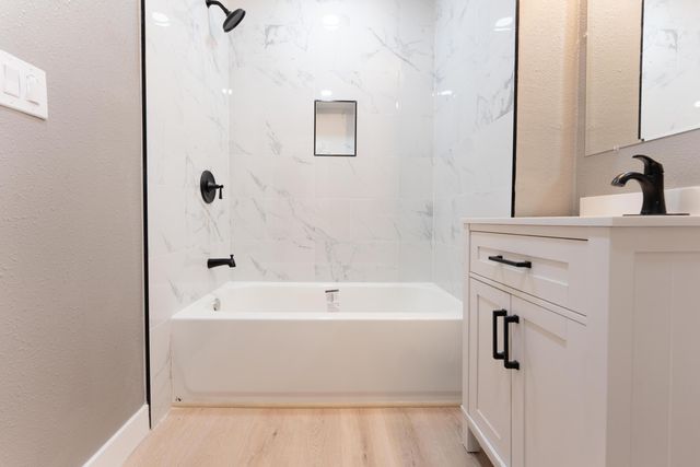 1026 E Tulare Avenue, Tulare, CA 93274