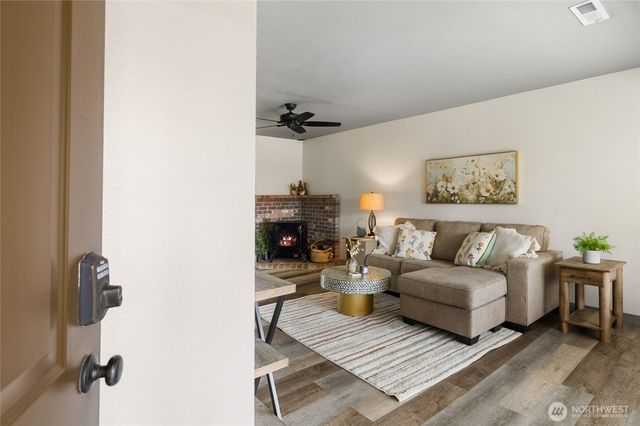 280 Blue Agate, Ronald, WA 98940