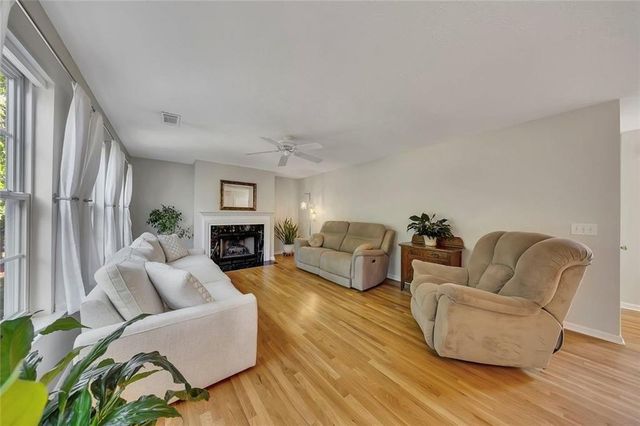 815 Plantation Ridge Overlook, Woodstock, GA 30188