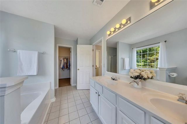 815 Plantation Ridge Overlook, Woodstock, GA 30188