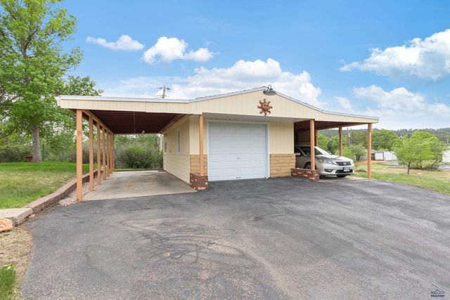 4727 S CANYON RD, Rapid City, SD 57702