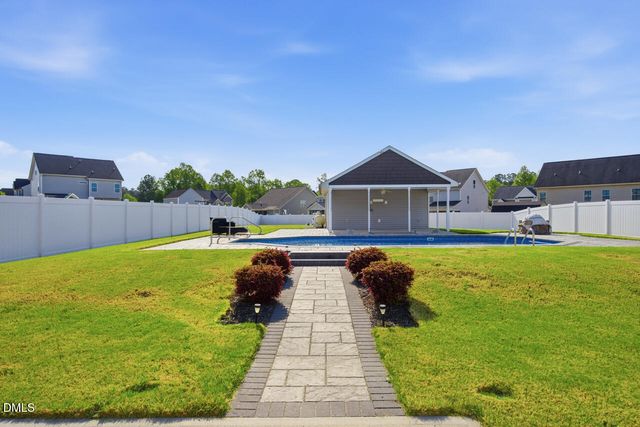 5508 Weathered Rock Court, Knightdale, NC 27545
