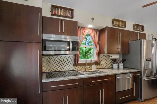 344 E BROAD ST, Williamstown, PA 17098