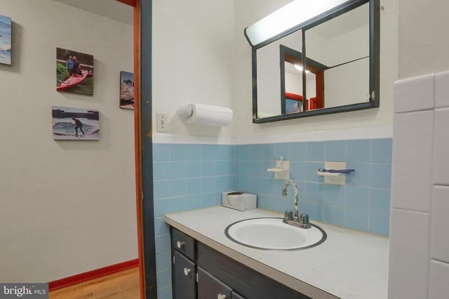 344 E BROAD ST, Williamstown, PA 17098