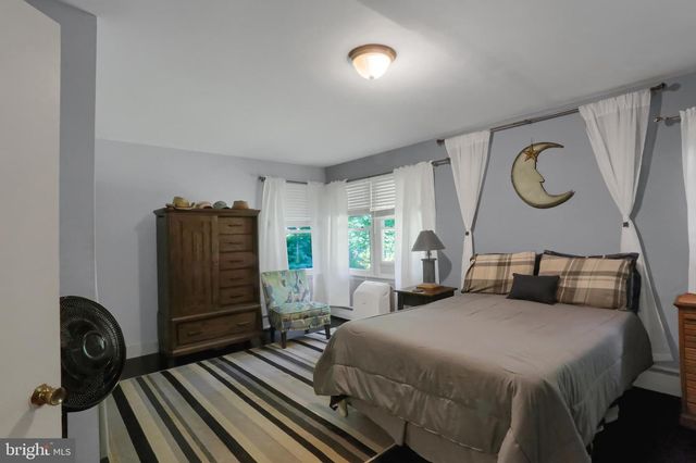 344 E BROAD ST, Williamstown, PA 17098