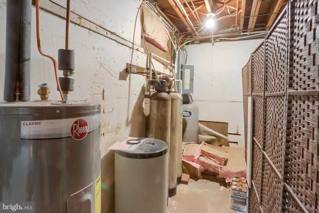 344 E BROAD ST, Williamstown, PA 17098