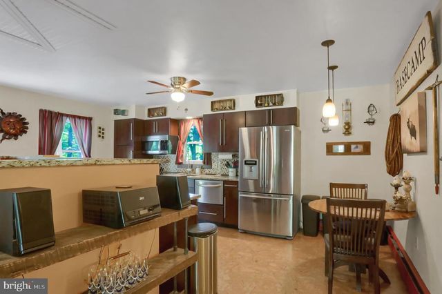 344 E BROAD ST, Williamstown, PA 17098