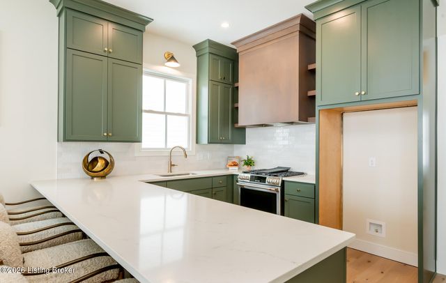 6104 Passionflower Dr, Prospect, KY 40059