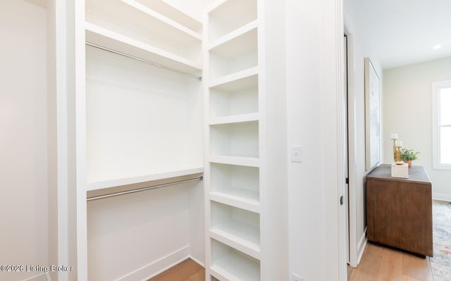 6104 Passionflower Dr, Prospect, KY 40059