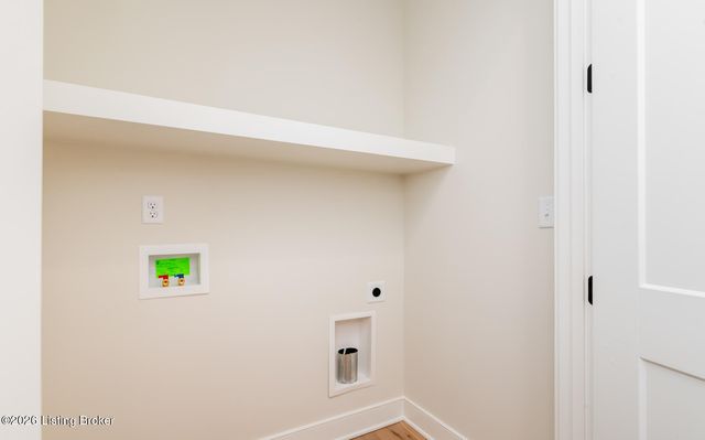 6104 Passionflower Dr, Prospect, KY 40059