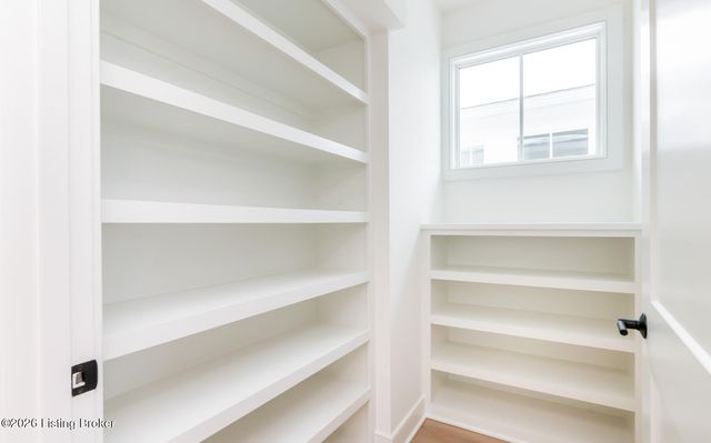 6104 Passionflower Dr, Prospect, KY 40059