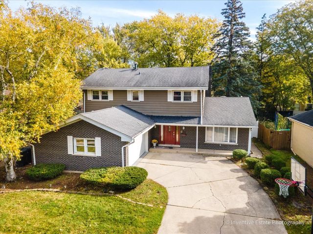 835 Maple Road, Flossmoor, IL 60422