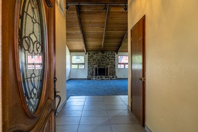 2025 Jeanie Lane, Gilroy, CA 95020