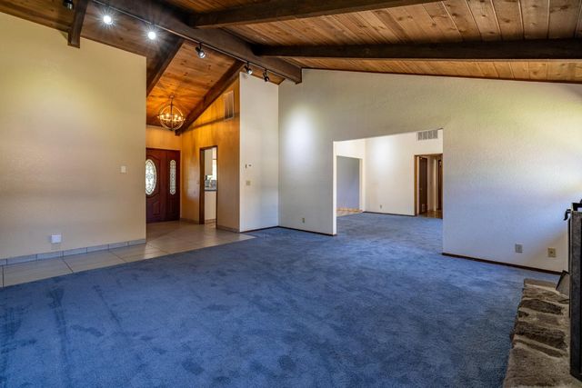 2025 Jeanie Lane, Gilroy, CA 95020