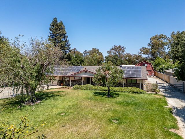 2025 Jeanie Lane, Gilroy, CA 95020