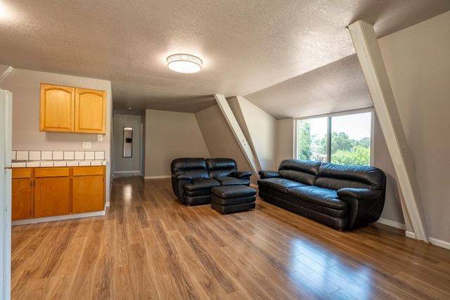 2025 Jeanie Lane, Gilroy, CA 95020