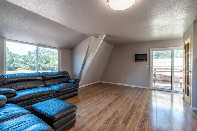 2025 Jeanie Lane, Gilroy, CA 95020