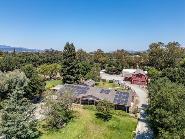 2025 Jeanie Lane, Gilroy, CA 95020