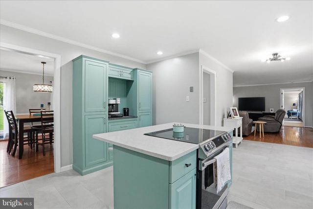 12 COLUMBUS CT, Martinsburg, WV 25404