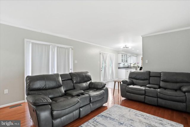 12 COLUMBUS CT, Martinsburg, WV 25404
