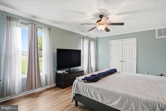 12 COLUMBUS CT, Martinsburg, WV 25404