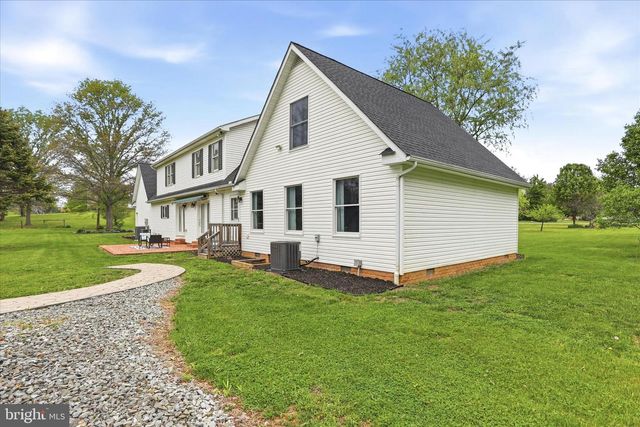 12 COLUMBUS CT, Martinsburg, WV 25404