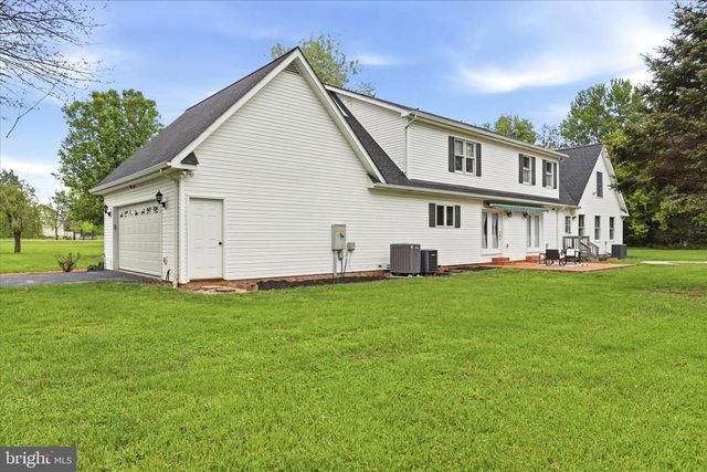 12 COLUMBUS CT, Martinsburg, WV 25404