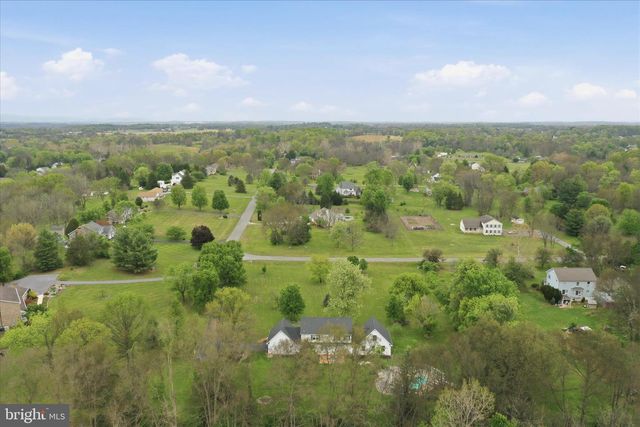 12 COLUMBUS CT, Martinsburg, WV 25404