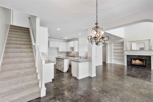 17802 White Oak Hill, Cypress, TX 77429