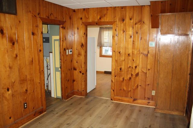 4125 E 4th St, Superior, WI 54880