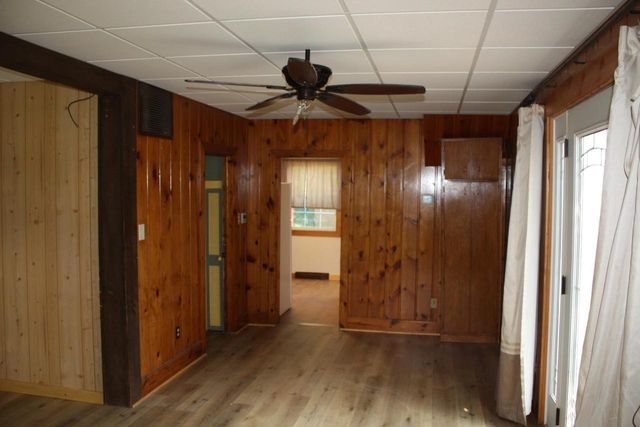 4125 E 4th St, Superior, WI 54880