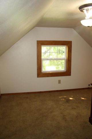 4125 E 4th St, Superior, WI 54880