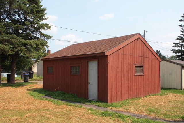 4125 E 4th St, Superior, WI 54880