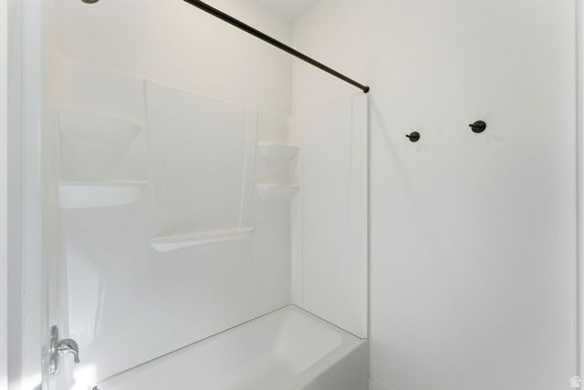 136 CHAMBORD CT, Sandy, UT 84070